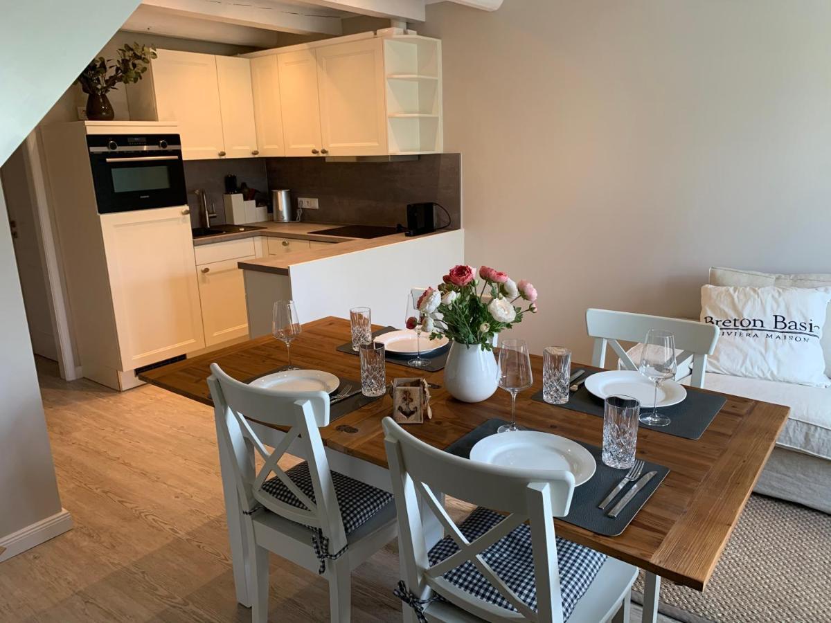 - Hochwertig Und Gemuetlich Wohnen Unter Reet Apartament